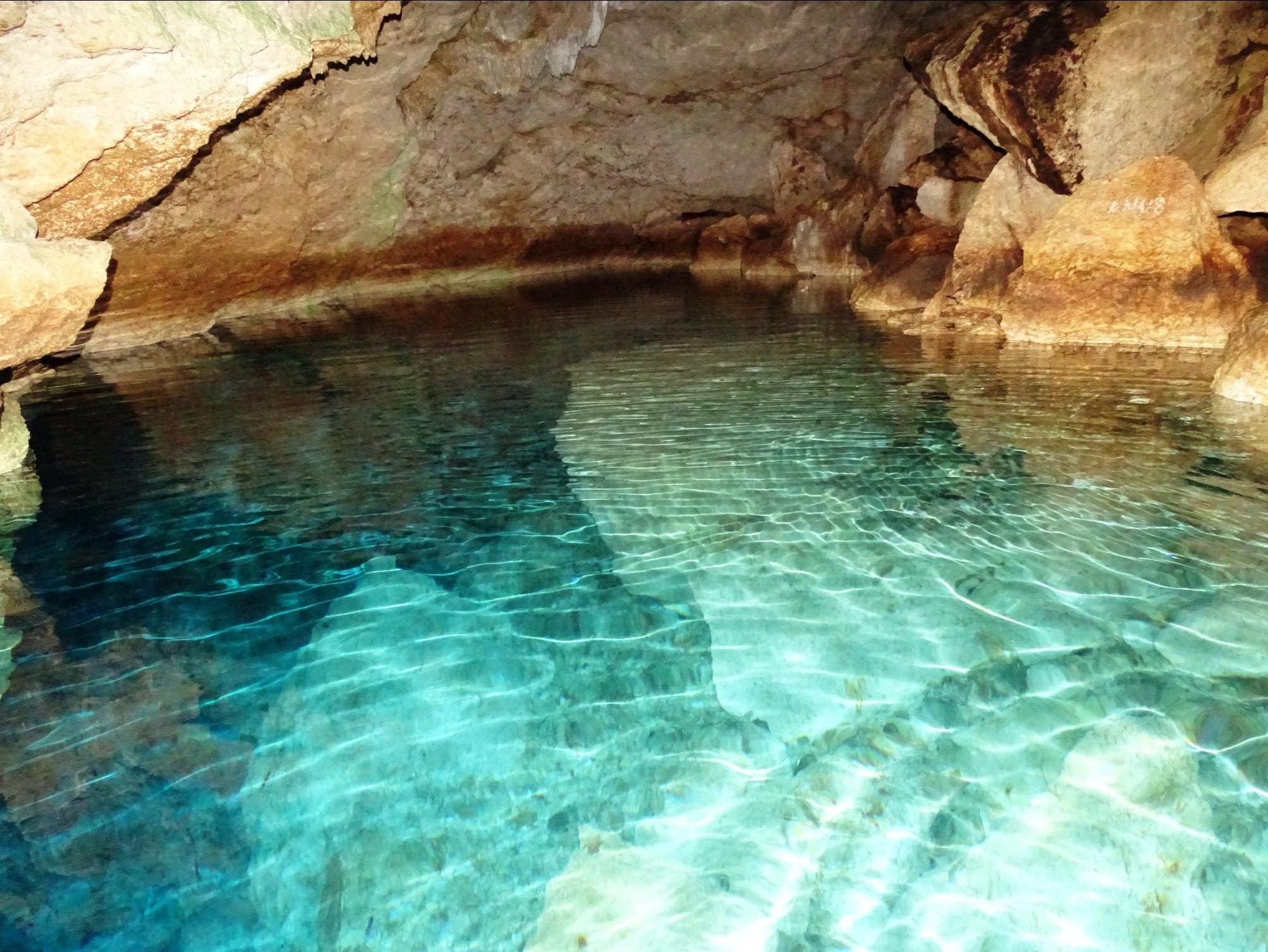 Chrystal Cave Kupang