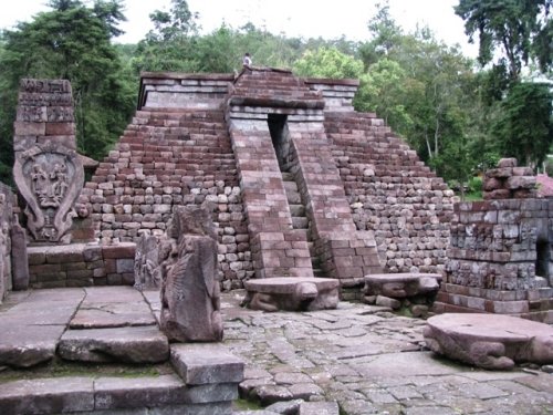 java candi sukuh