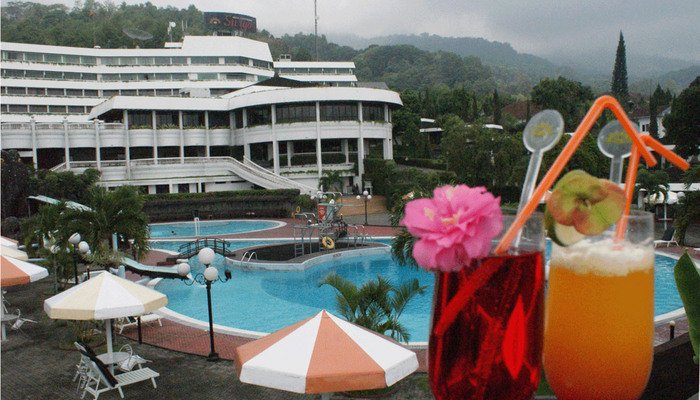 Surya Tretes - Tretes - accommodatie Indonesië - Merapi Tour & Travel