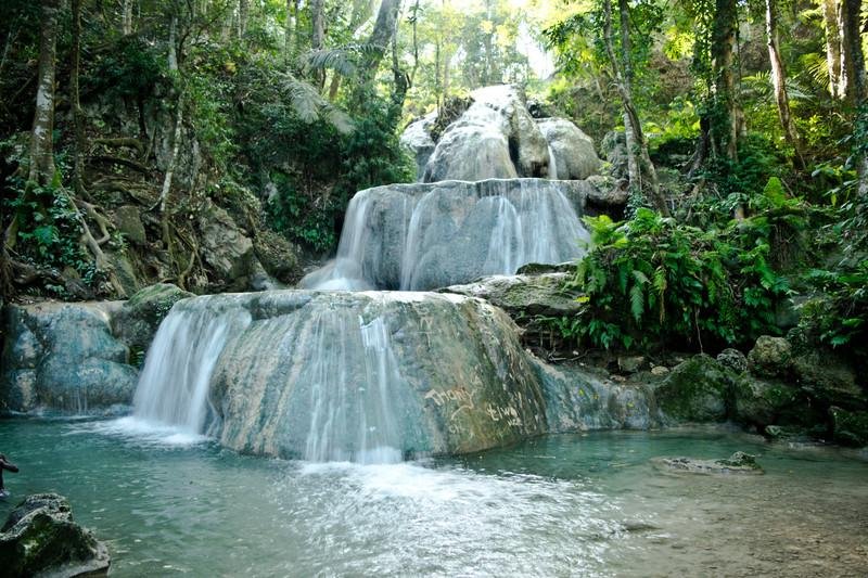 Timor - Oehala waterfall