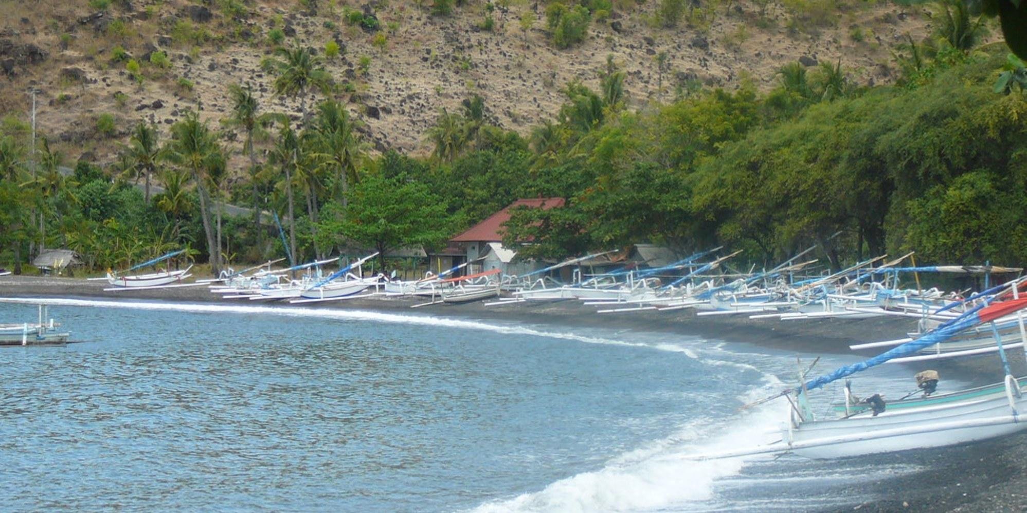 Amed beach